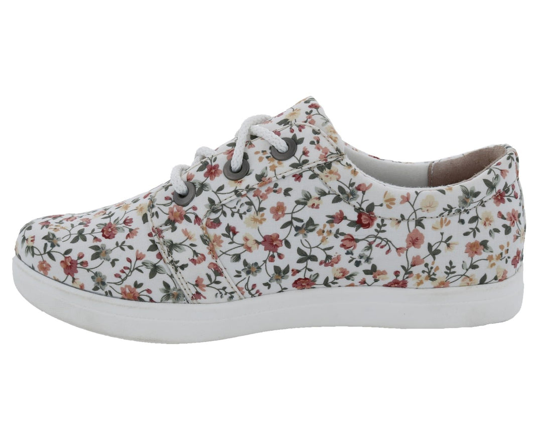 RUBY White Floral Canvas